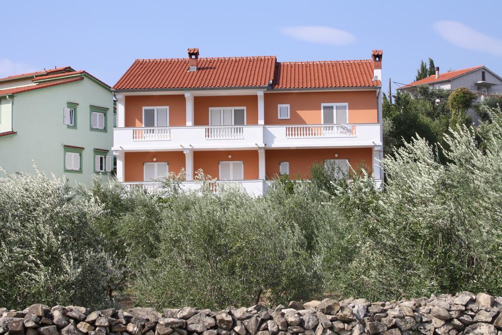Apartments Sandra Palit Eksteriør bilde